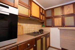 Chrysis House φιλόξενο, άνετο και με υπέροχη θέα.