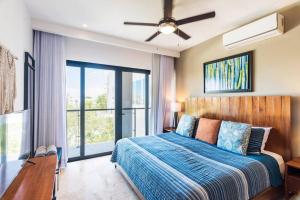 2BR in top location, 3rd floor, Ocean View