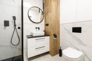 Golden ApartmentsKW46