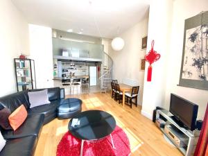 Royal Mile Mansions by Edinburgh City Apartments