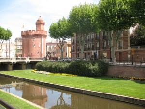 Hotel De France hotel, 
Perpignan, France.
The photo picture quality can be
variable. We apologize if the
quality is of an unacceptable
level.