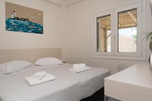 Dion Apartments ( Laganas Beach )