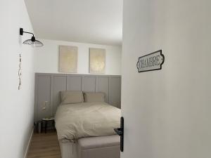 Appartements Amiens Saint-Leu Cathedral 1 bedroom and 1 sofa bed cocooning family business trip quai Belu : photos des chambres