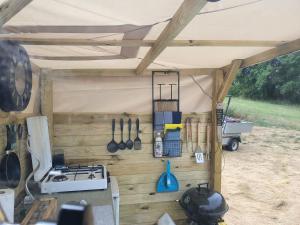 Campings Moulin Du Pommier Glamping & Camping : photos des chambres