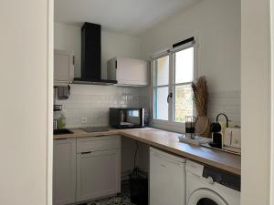 Appartements Amiens Saint-Leu Cathedral 1 bedroom and 1 sofa bed cocooning family business trip quai Belu : photos des chambres