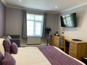 Woodbury Suite room in Exeter Court Hotel