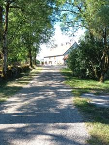 Maisons de vacances Gite de La Saugiat : Maison 3 Chambres