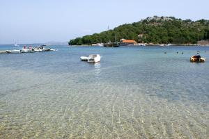 Apartments by the sea Vrgada, Biograd - 4206