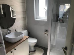 Cozy holiday house with sauna and entertainment