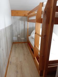 Appartements Les Balcons PROCHE PARC NATIONAL VANOISE appartement 3 pieces 8 pers : photos des chambres