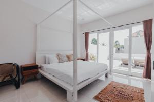 Affordable 2BR Private Pool Villa, Central Seminyak, Bali