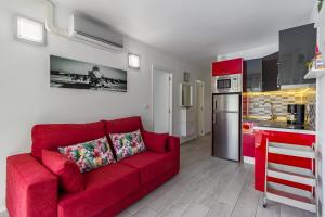 FantasticStylish & AirCon, near LasAmericas beach