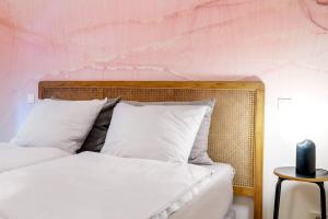 Design-Apartment mit Terrasse & Abendsonne I 71 m2 in alter Villa im Almtal I Parkplatz inklusive