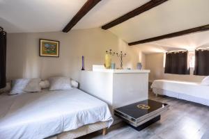 Maisons de vacances Les Oliviers de Mougins - Villa avec piscine et sauna : photos des chambres