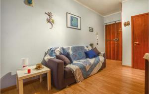 Beautiful Apartment In Follonica