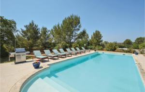 Amazing Home In Nîmes