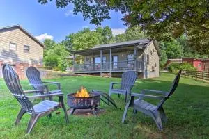 7 Mi to Downtown Morganton Cabin with Fire Pit! - Laurel Hill