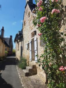 Maisons de vacances Charmante Maison entre Lot & Dordogne avec Piscine Privee : photos des chambres
