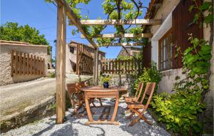 Maisons de vacances Amazing home in Coti Chiavari with WiFi and 1 Bedrooms : photos des chambres