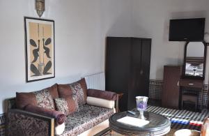 Riad Les Remparts De Fès