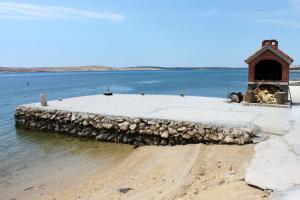 Apartments by the sea Kustici, Pag - 6449 