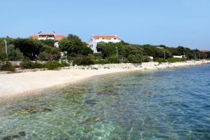Apartments by the sea Mandre, Pag - 6518 