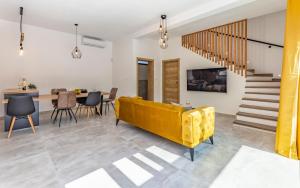 Villa RougeMarin - Marin with private pool