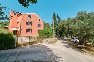 Apartment Cunski 7867c