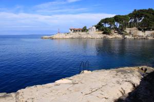 Apartments by the sea Veli Losinj, Losinj - 7959