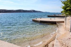 Apartments by the sea Stara Novalja, Pag - 9368 