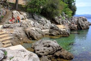 Apartments with a parking space Opatija - 9655