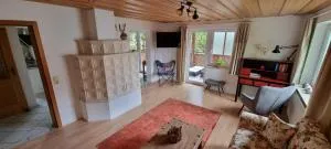 Appartement Lissi - ruhig, idyllisch & großzügig - بيرماتنغن