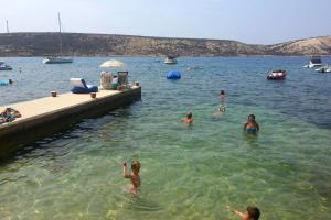 Apartments by the sea Stara Novalja, Pag - 14883 