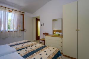 Apartments by the sea Nerezine, Losinj - 2519