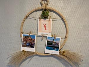 Maisons de vacances La Maison Bleue, wifi et stationnement gratuit : photos des chambres