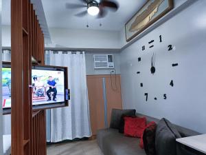 AFFORDABLE TWO PALMTREE VILLAS NEAR NAIA3 NEWPORT BOULEVARD PASAY CITY