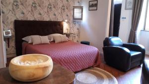 Logis Muraille Romaine, Centre Historique, Lit queen size