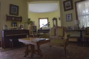 Lehmann House Bed & Breakfast - كلينسفيل