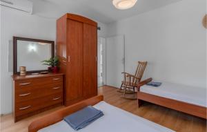 3 Bedroom Pet Friendly Home In Dramalj 