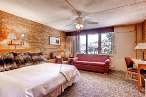 Mountain Chalet Snowmass