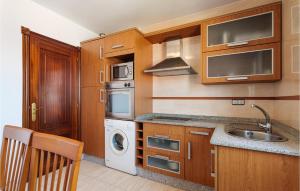 Cozy Home In Porto Do Son With Wifi