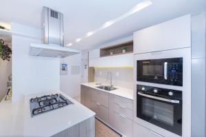 Punta Blu 202v2 - Apto 4 quartos em condomínio de luxo - 50 metros da Praia do Centro