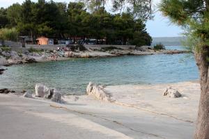 Family friendly house with a parking space Nerezine, Losinj - 17984 