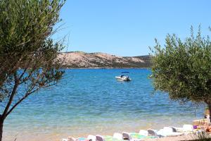 Apartments by the sea Stara Novalja, Pag - 9710 