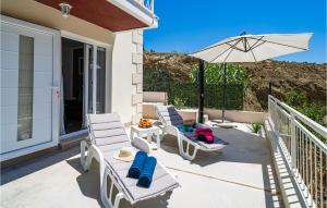 Amazing Apartment In Mokosica With Wifi