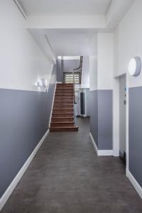 Modern Studio Apartment in prime central location