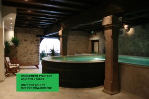 Hotels La Cour du Bailli Suites & Spa : photos des chambres