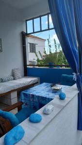 Island house in Elika - Marathias