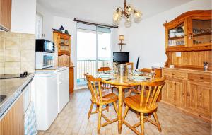 Appartements Beautiful apartment in Le Barcars with 1 Bedrooms and WiFi : photos des chambres