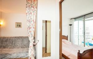 Appartements Beautiful apartment in Le Barcars with 1 Bedrooms and WiFi : photos des chambres